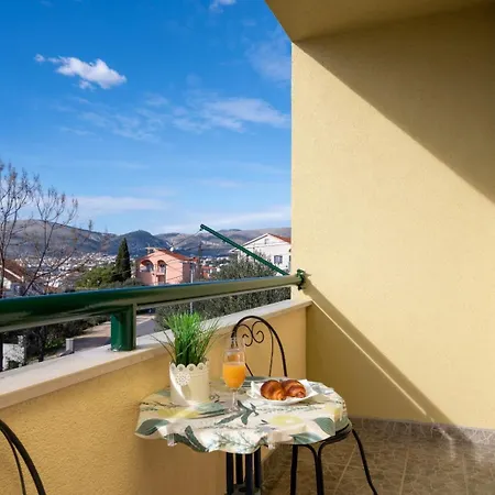 Apartment Anita Trogir